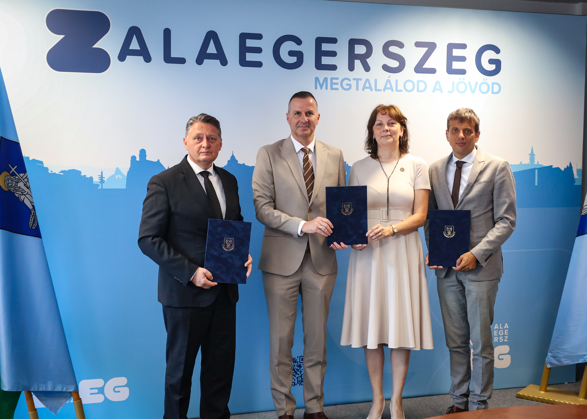 IMG_7047_copy.jpg
