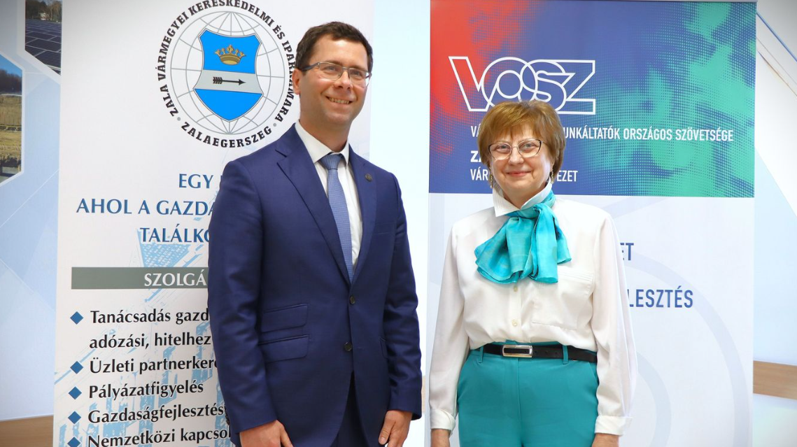 Képkivágás_copy.PNG