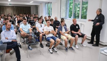 2025_09_08_10_regisztracios_het_07