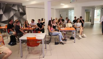 2025_09_08_10_regisztracios_het_27