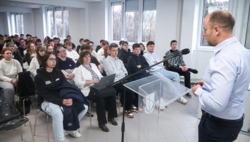 2025-11-25 Nyílt Nap